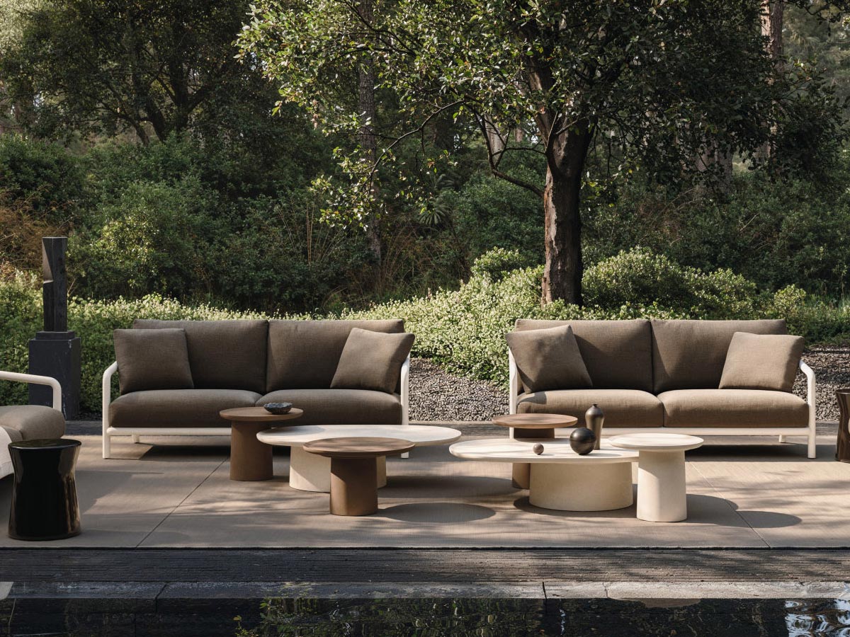 Molteni C Louisa Outdoor Side Table O 50 Cm Siena Brown