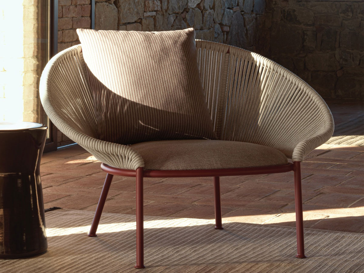 Molteni C Petalo Low Back Armchair Outdoor