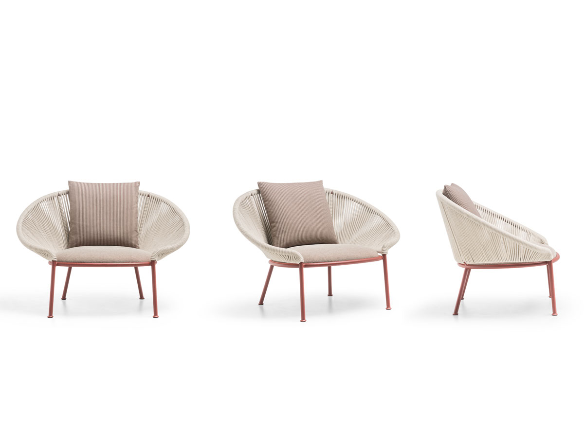 Molteni C Petalo Low Back Armchair Outdoor