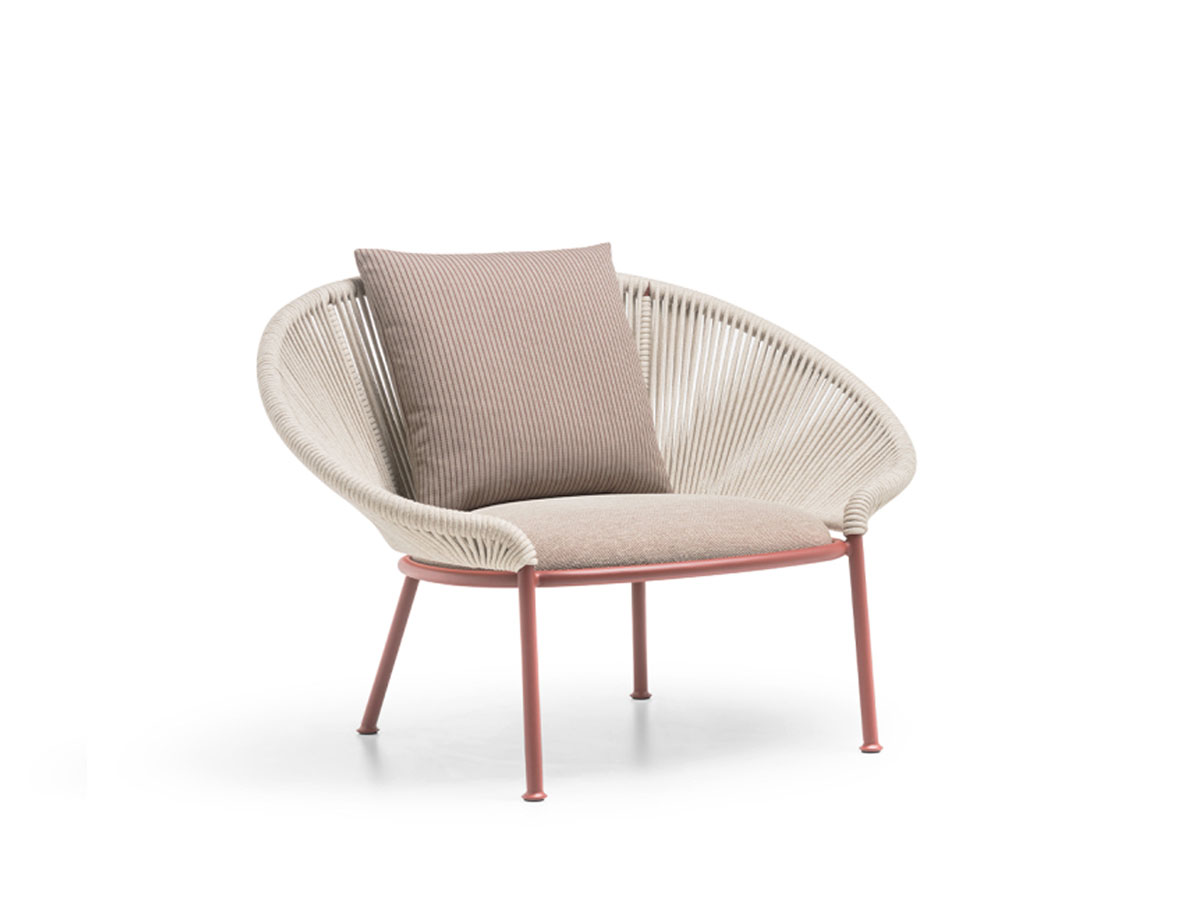 Molteni C Petalo Low Back Armchair Outdoor