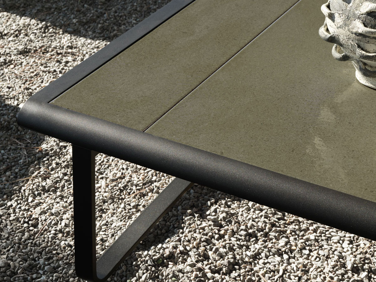 Molteni C Phoenix Outdoor Coffee Table