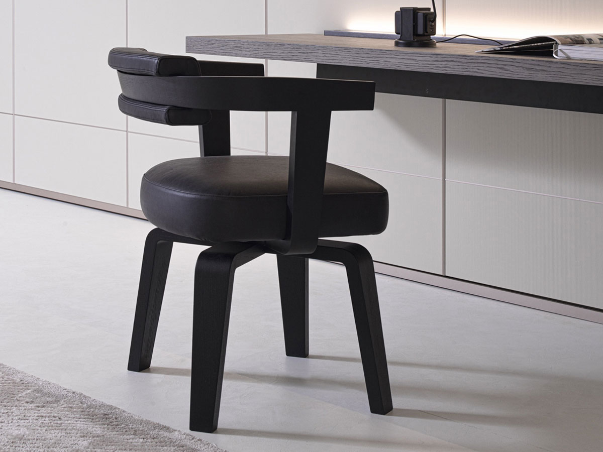 Molteni C Porta Volta Chair With Backrest