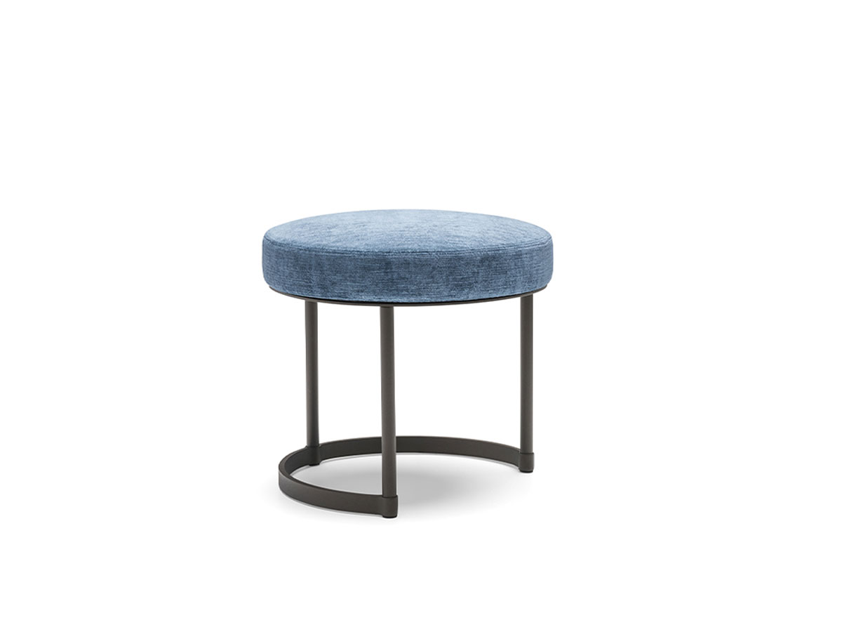 Molteni C Regis Stool