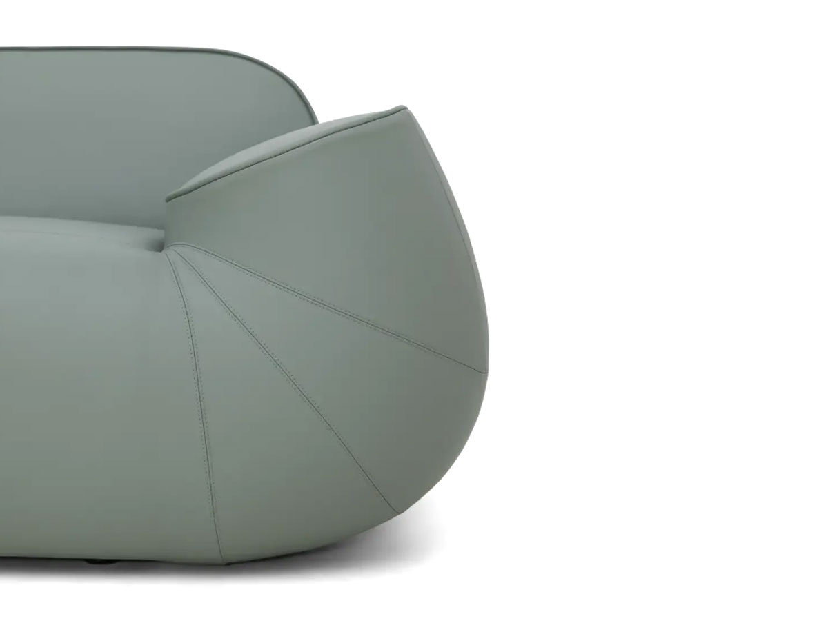 Moooi Big George Armchair