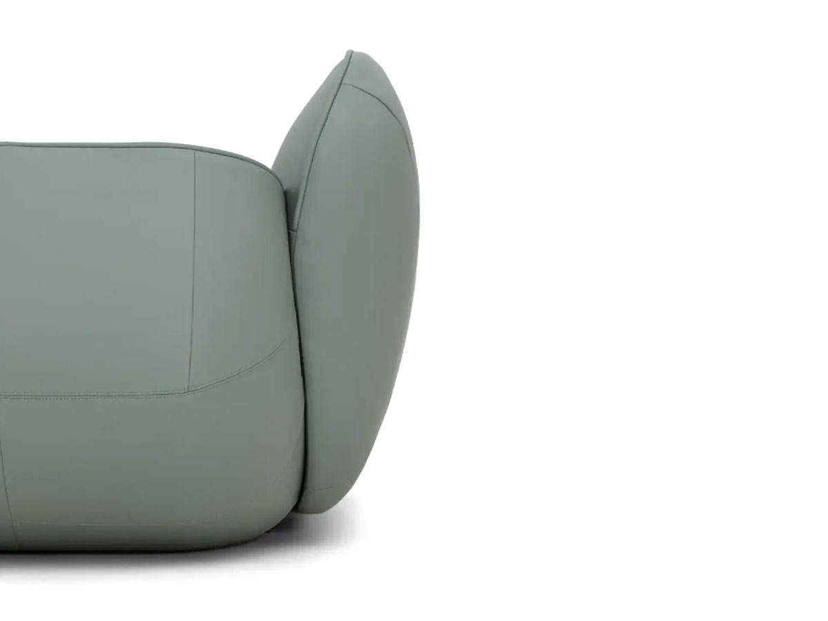 Moooi Big George Armchair