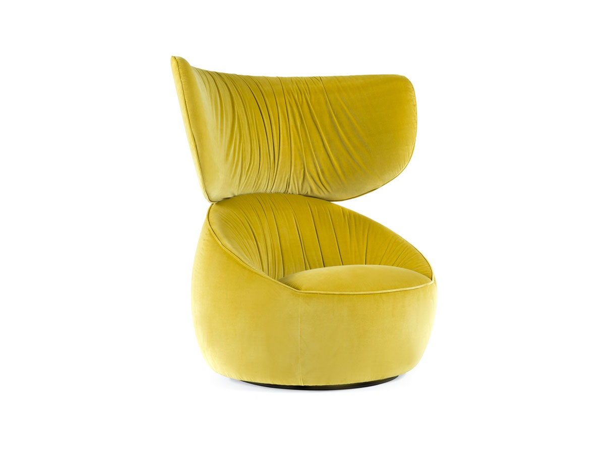 Moooi Hana Wingback Armchair