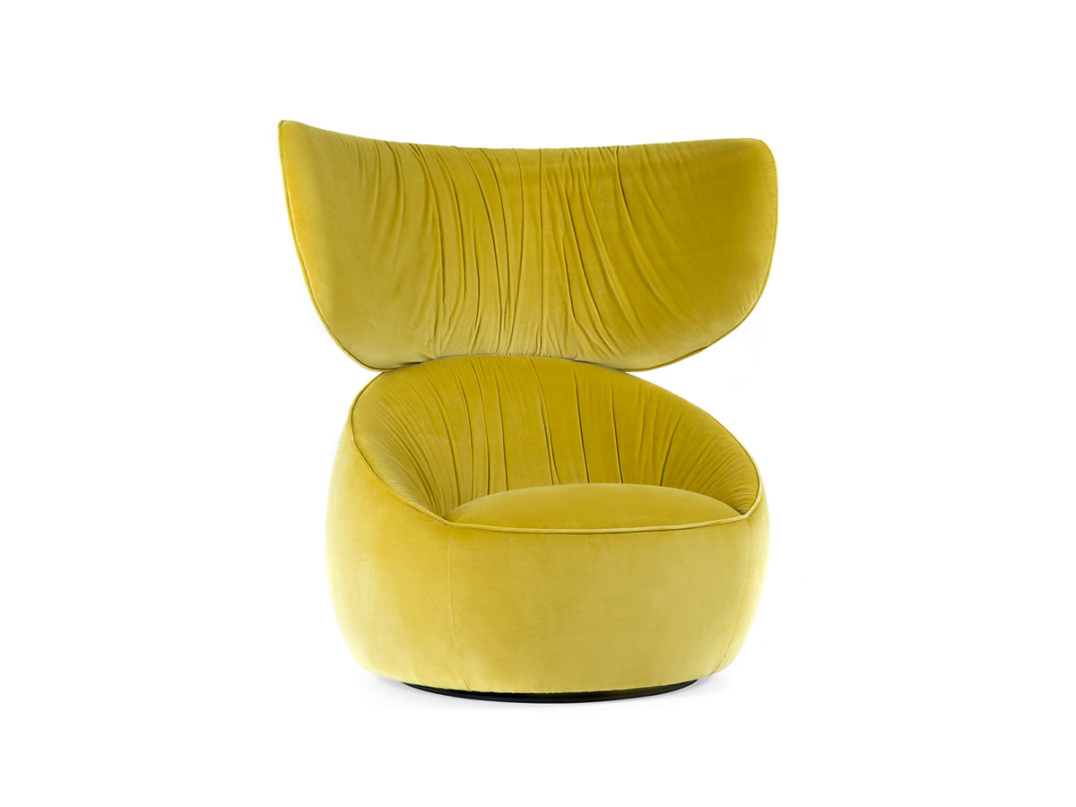 Moooi Hana Wingback Armchair Harald 3 443