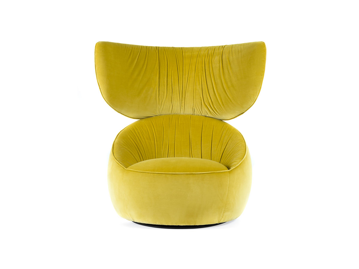 Moooi Hana Wingback Armchair Harald 3 443