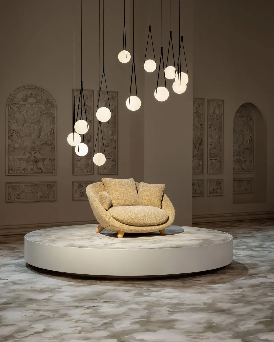 Moooi Love Sofa