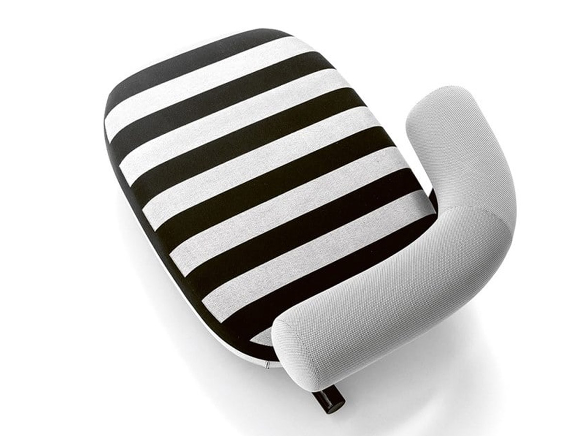 Moroso Pipe Chaise Longue