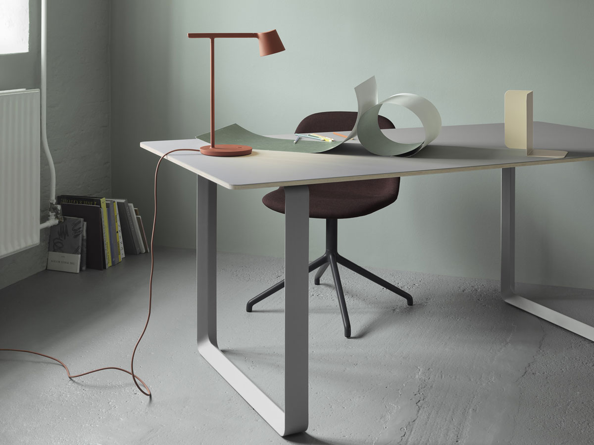 Muuto 70 70 Table