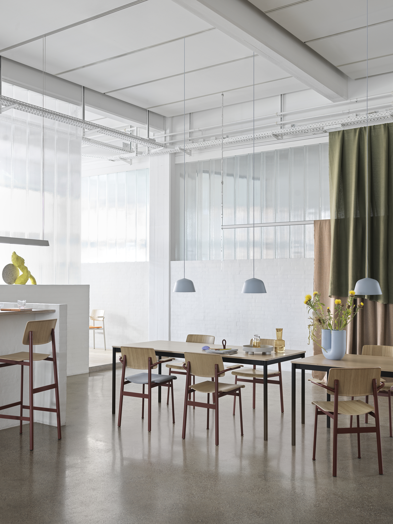 Muuto Base Table L 250 Cm