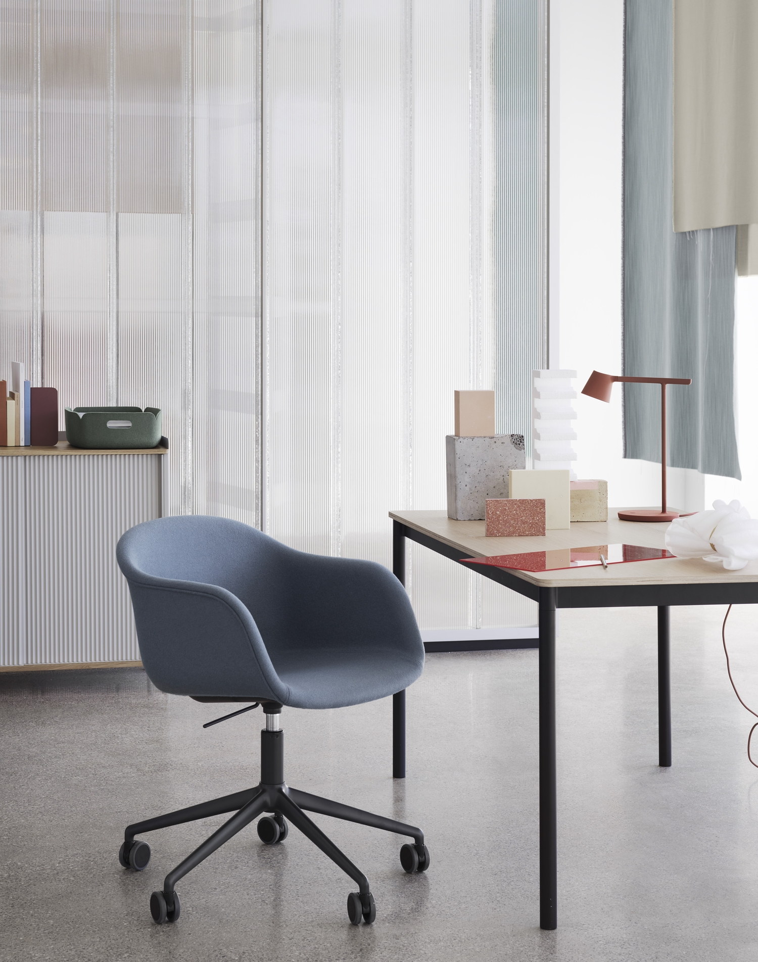 Muuto Base Table L 250 Cm