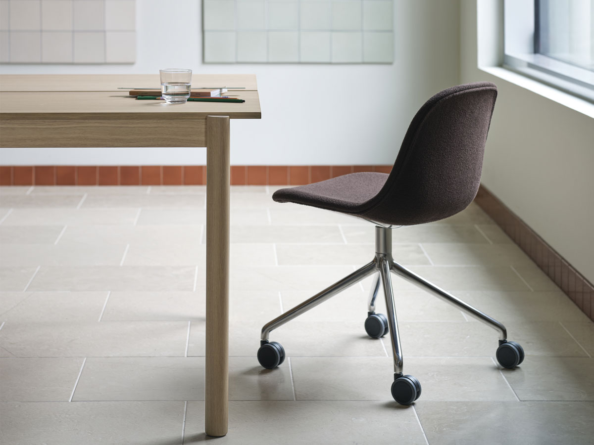 Muuto Linear System Table P 110 Cm