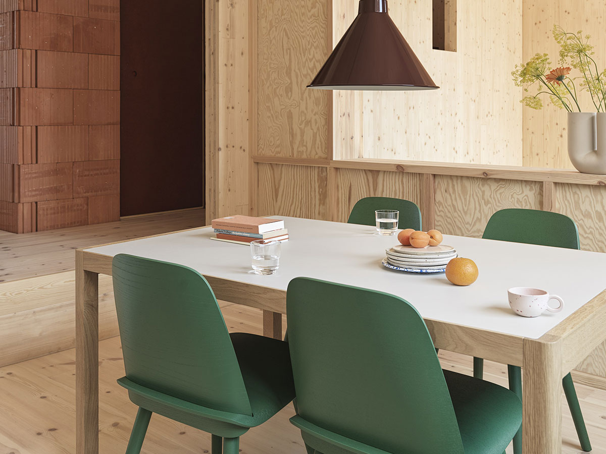 Muuto Workshop Table