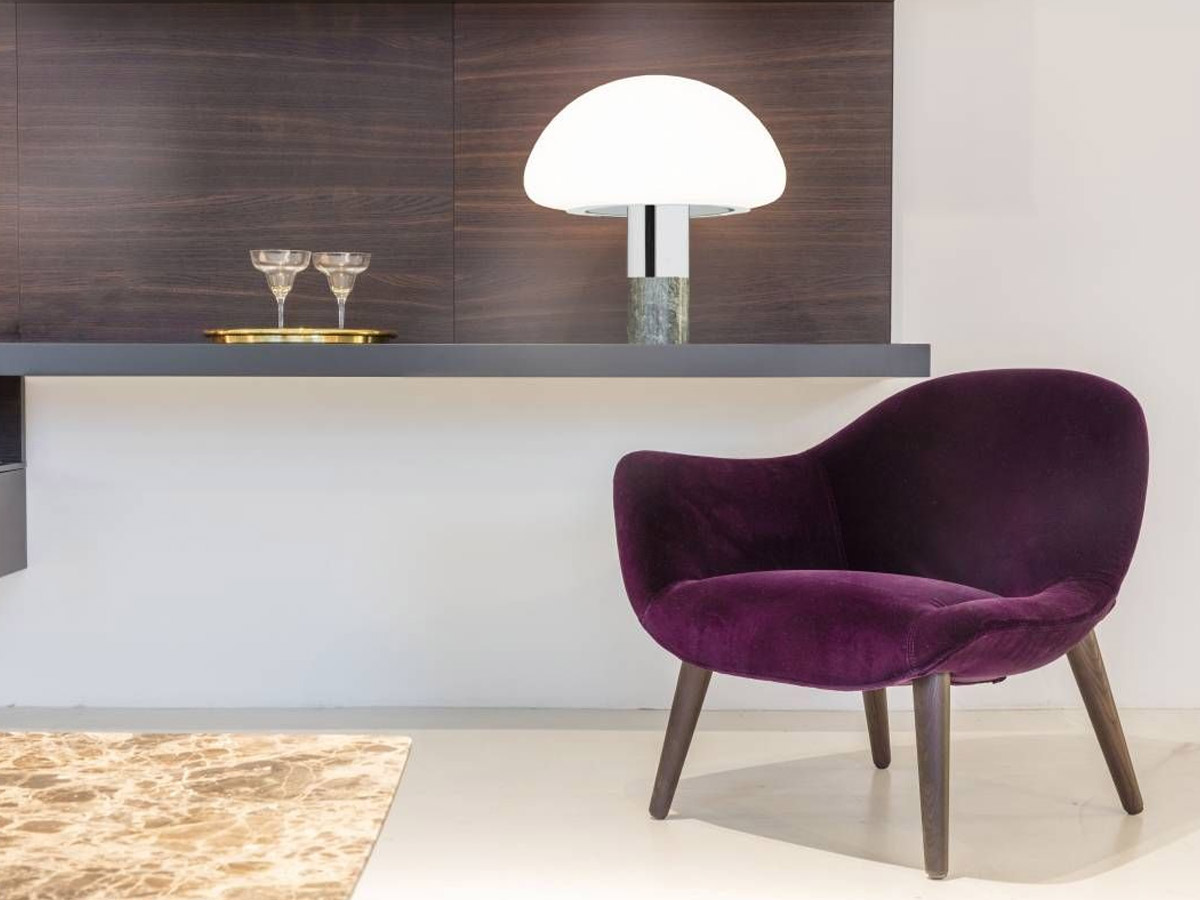 Nahoor K W Table Lamp