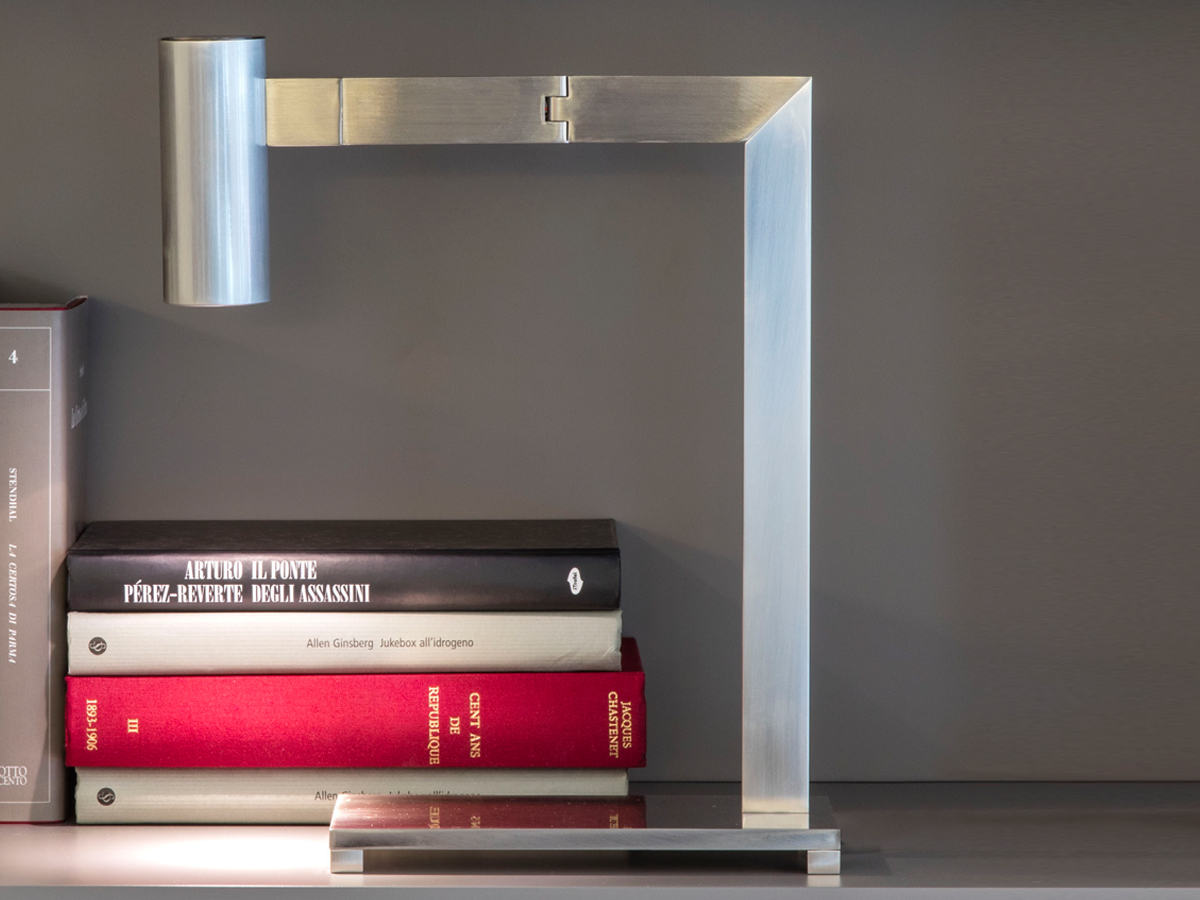 Nahoor Mahari Table Lamp