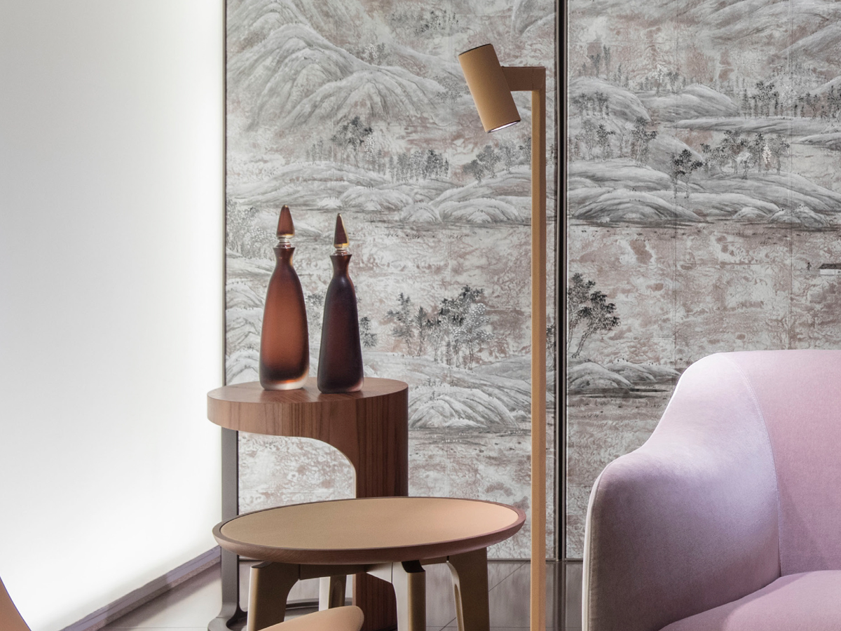 Nahoor Mahari Floor Lamp