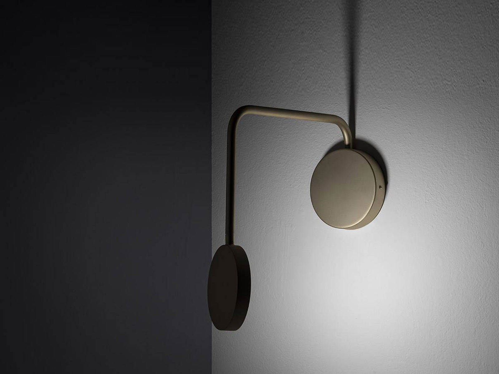 Nahoor Stella Wall Lamp