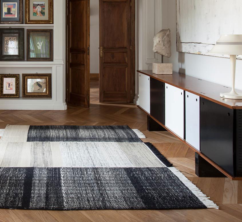 nanimarquina Tres Rug Black