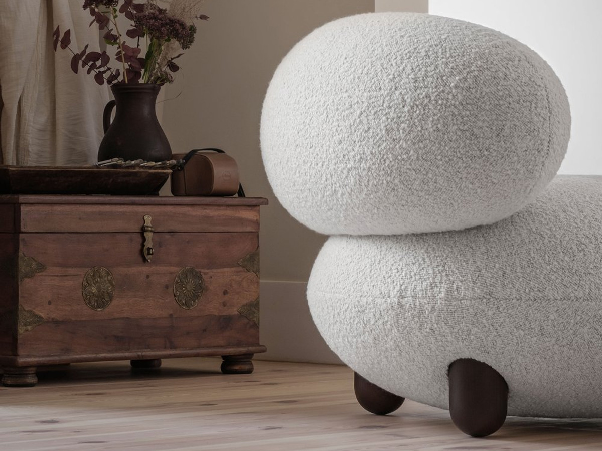 Noom Flock Lounge Chair