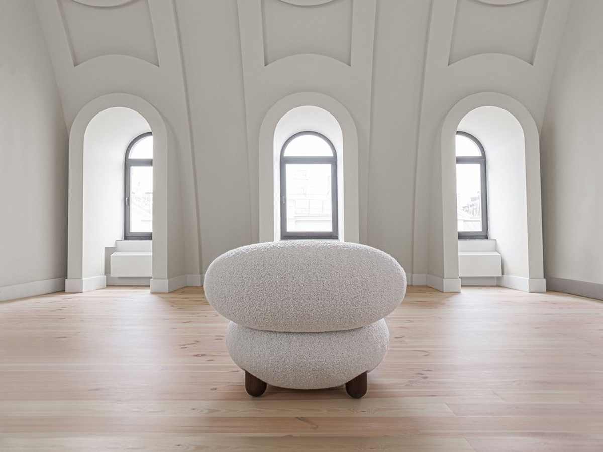 Noom Flock Lounge Chair