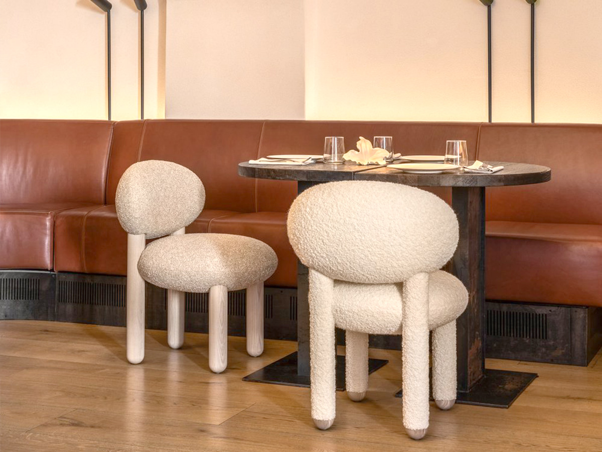 Noom Flock Chair Cs1