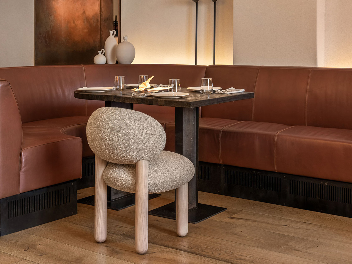 Noom Flock Chair Cs2