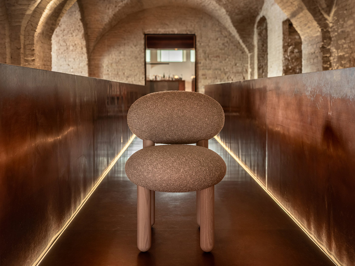 Noom Flock Chair Cs2