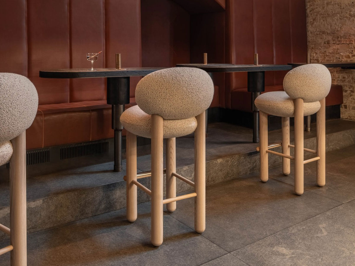 Noom Flock Bar Chair Cs2