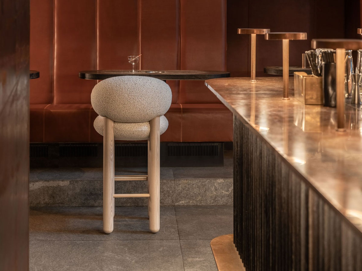Noom Flock Bar Chair Cs2