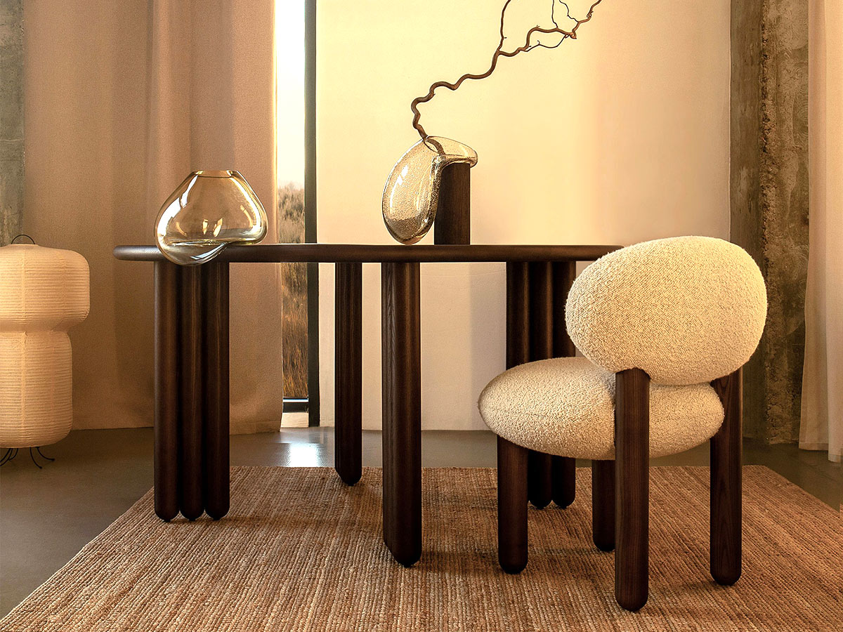 Noom Flock Dining Table Round