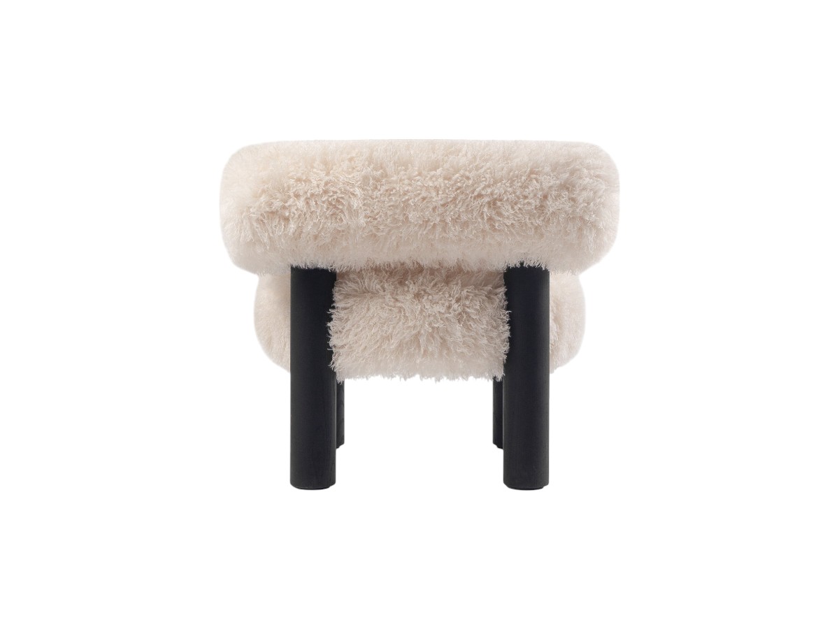 Noom Gropius Low Chair Cs2 Fluffy Edition