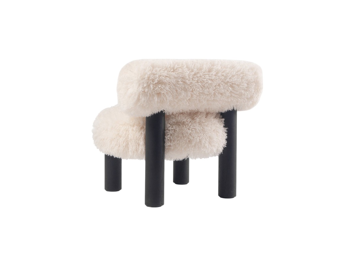 Noom Gropius Low Chair Cs2 Fluffy Edition