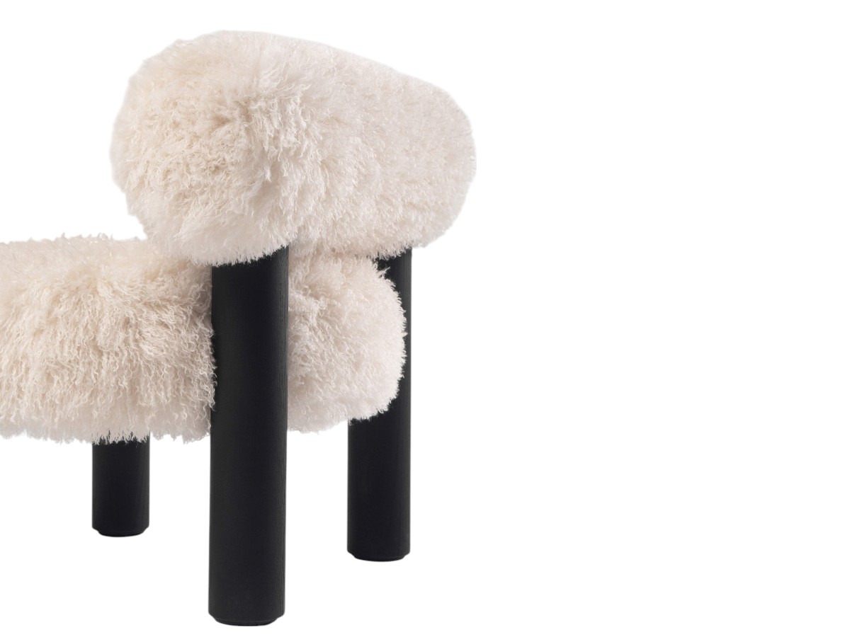Noom Gropius Low Chair Cs2 Fluffy Edition