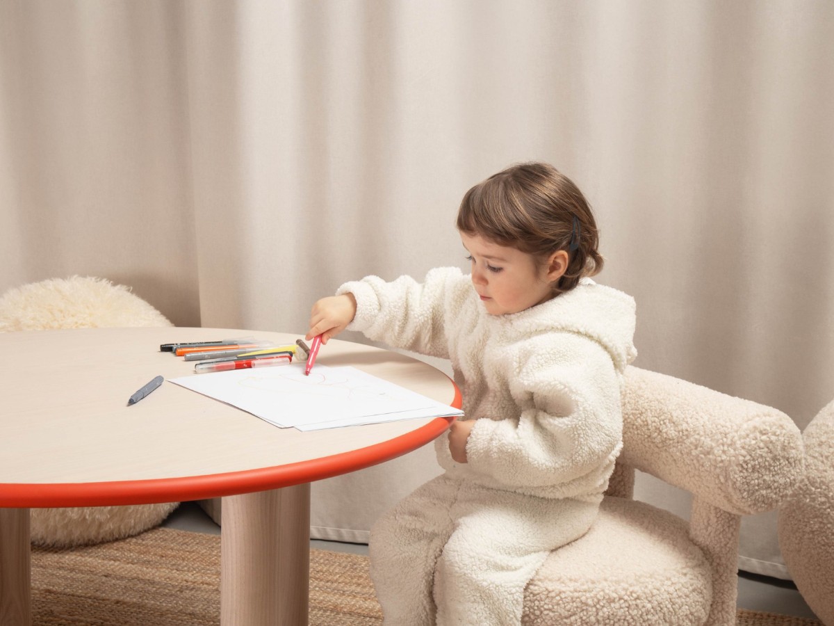 Noom Paul Baby Table