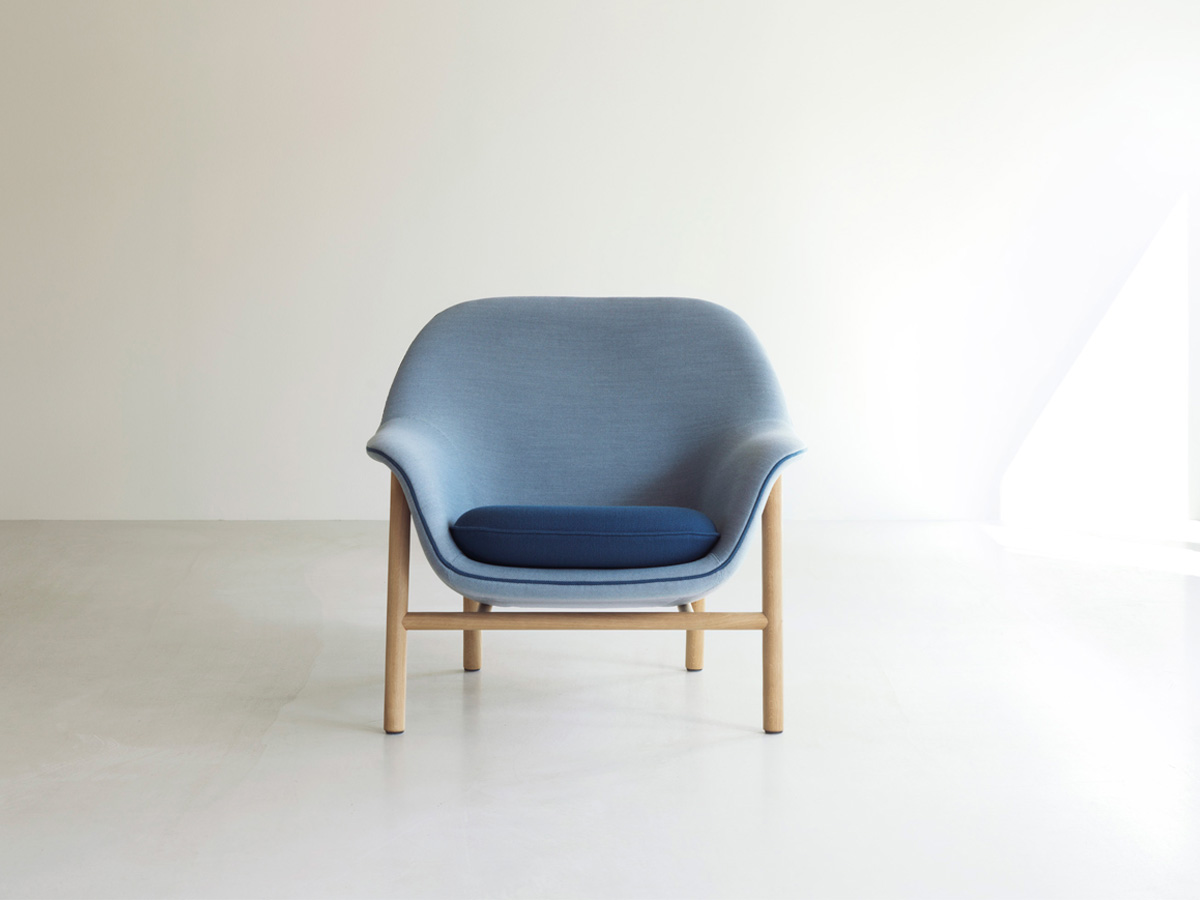 Normann Copenhagen Drape Lounge Chair Low Wood Base