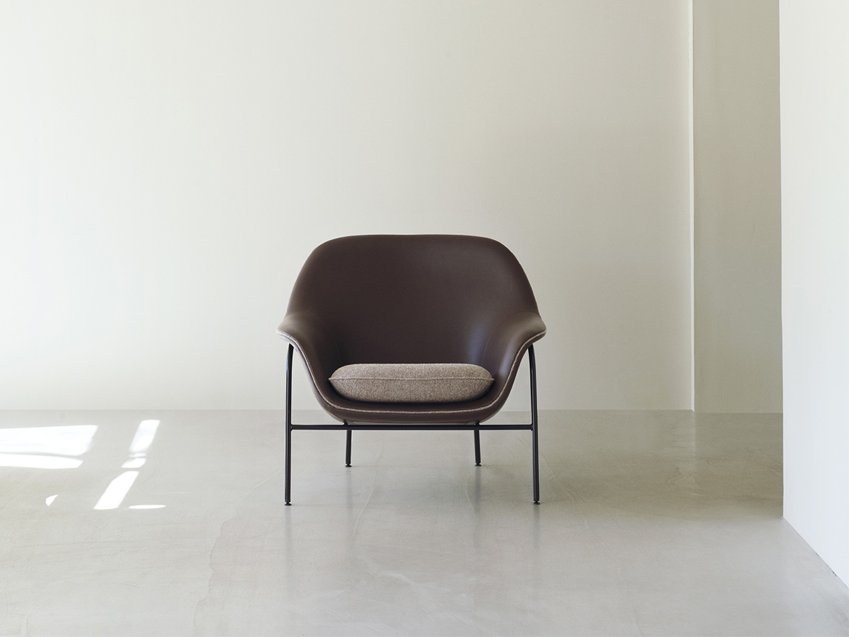 Normann Copenhagen Drape Lounge Chair Low Metal Base