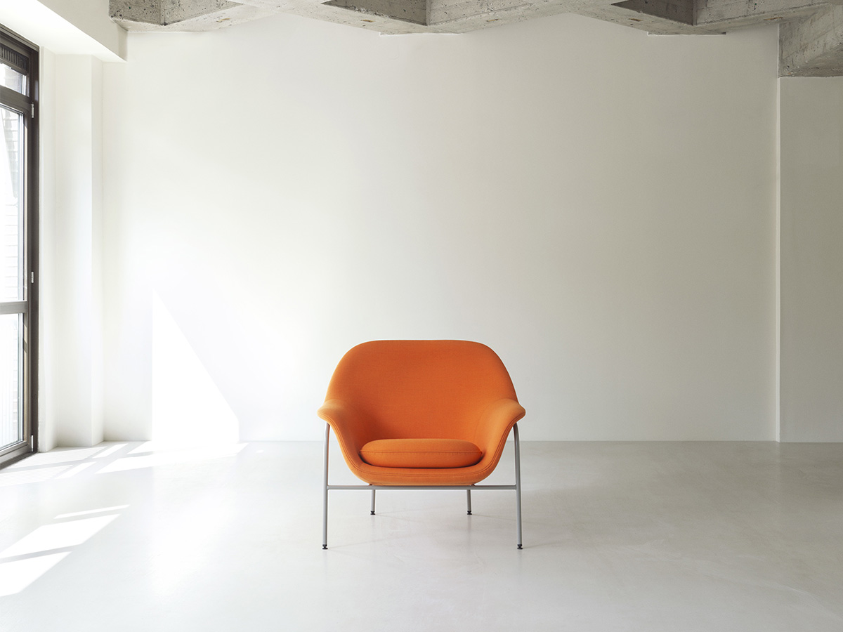 Normann Copenhagen Drape Lounge Chair Low Metal Base