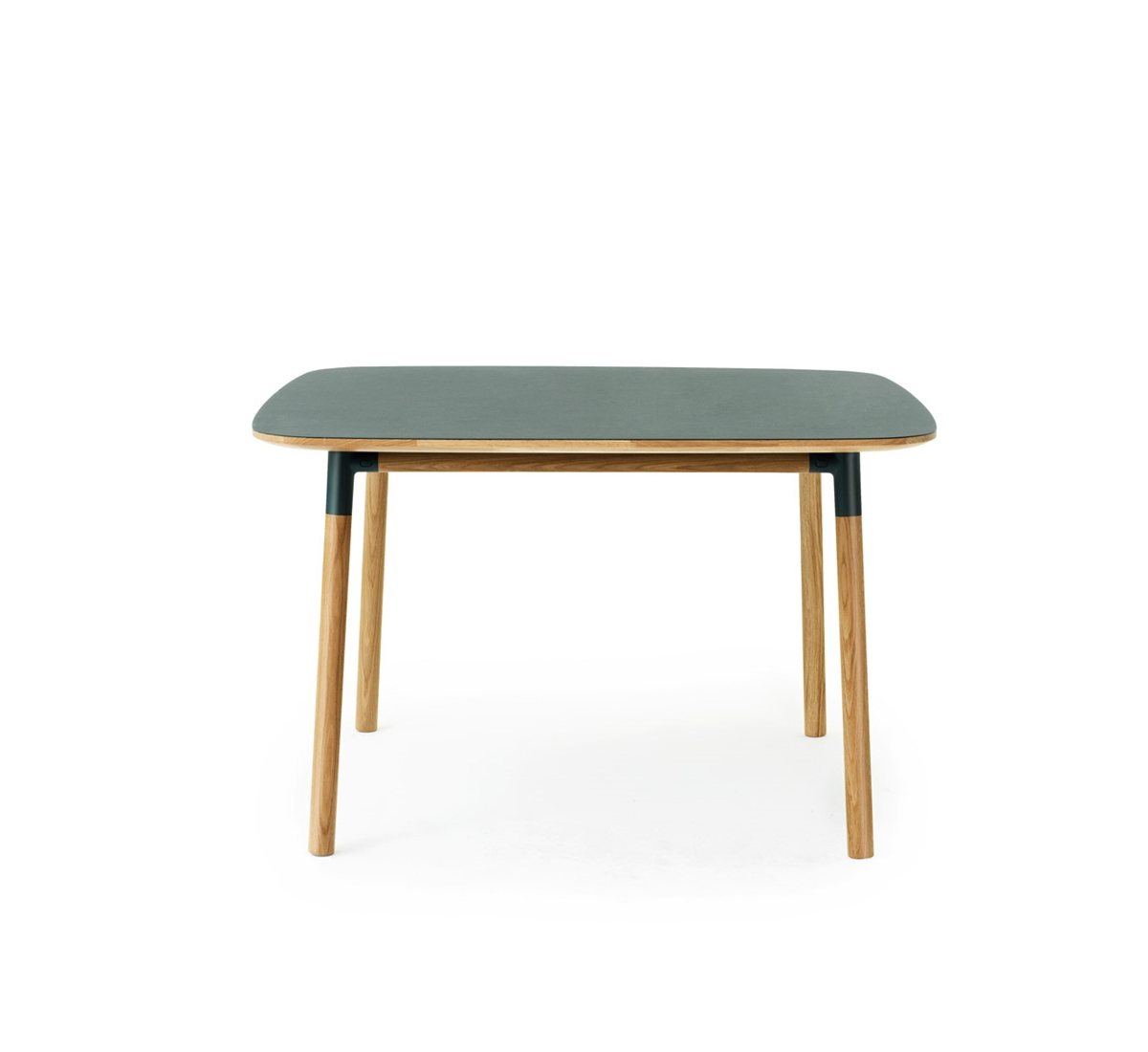 Стол Normann Copenhagen Form, квадратный