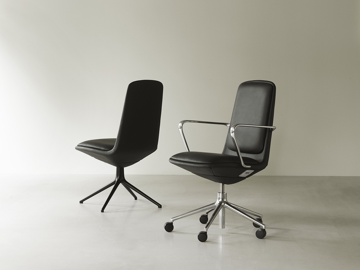 Normann Copenhagen Off Armchair Low 5w With Armrests