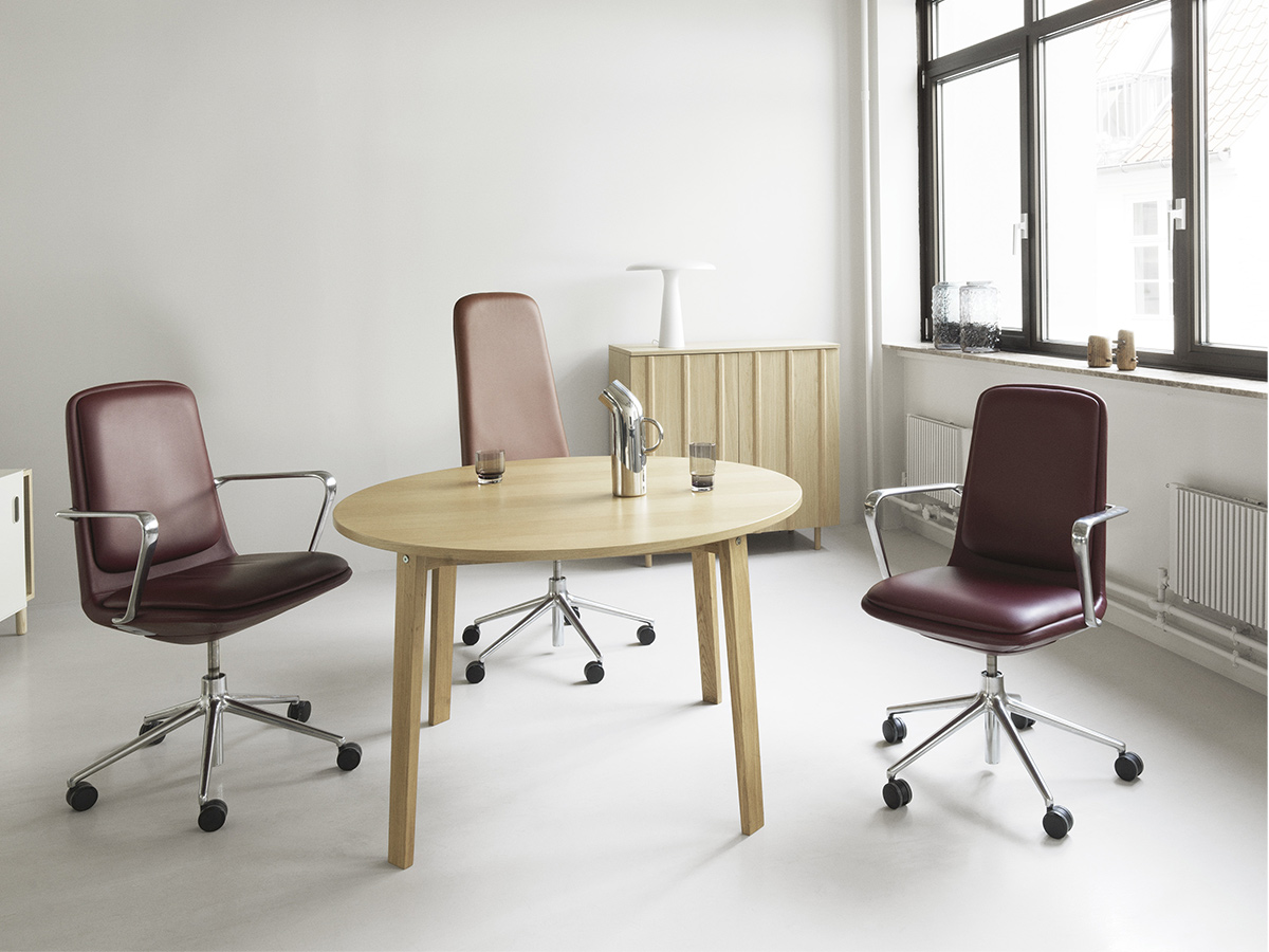 Normann Copenhagen Off Armchair Low 5w With Armrests