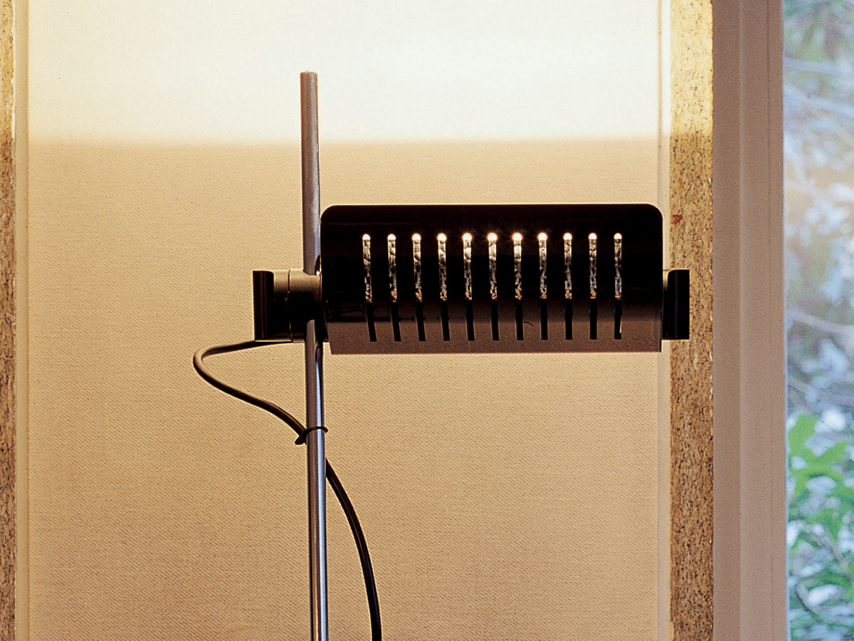 Oluce Colombo 761 Wall Lamp