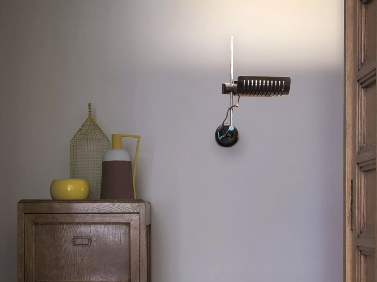 Oluce Colombo 761 Wall Lamp