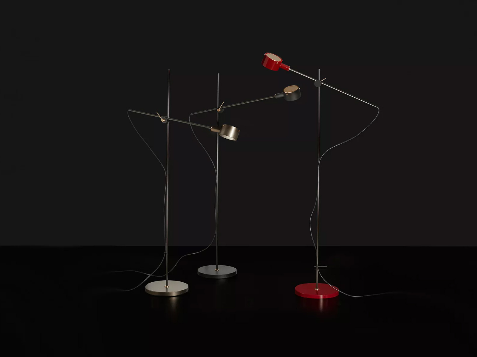 Oluce G O 352 Floor Lamp