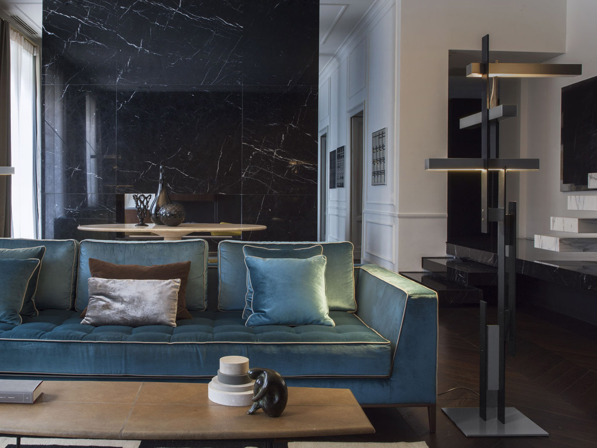 Oluce Las Floor Lamp