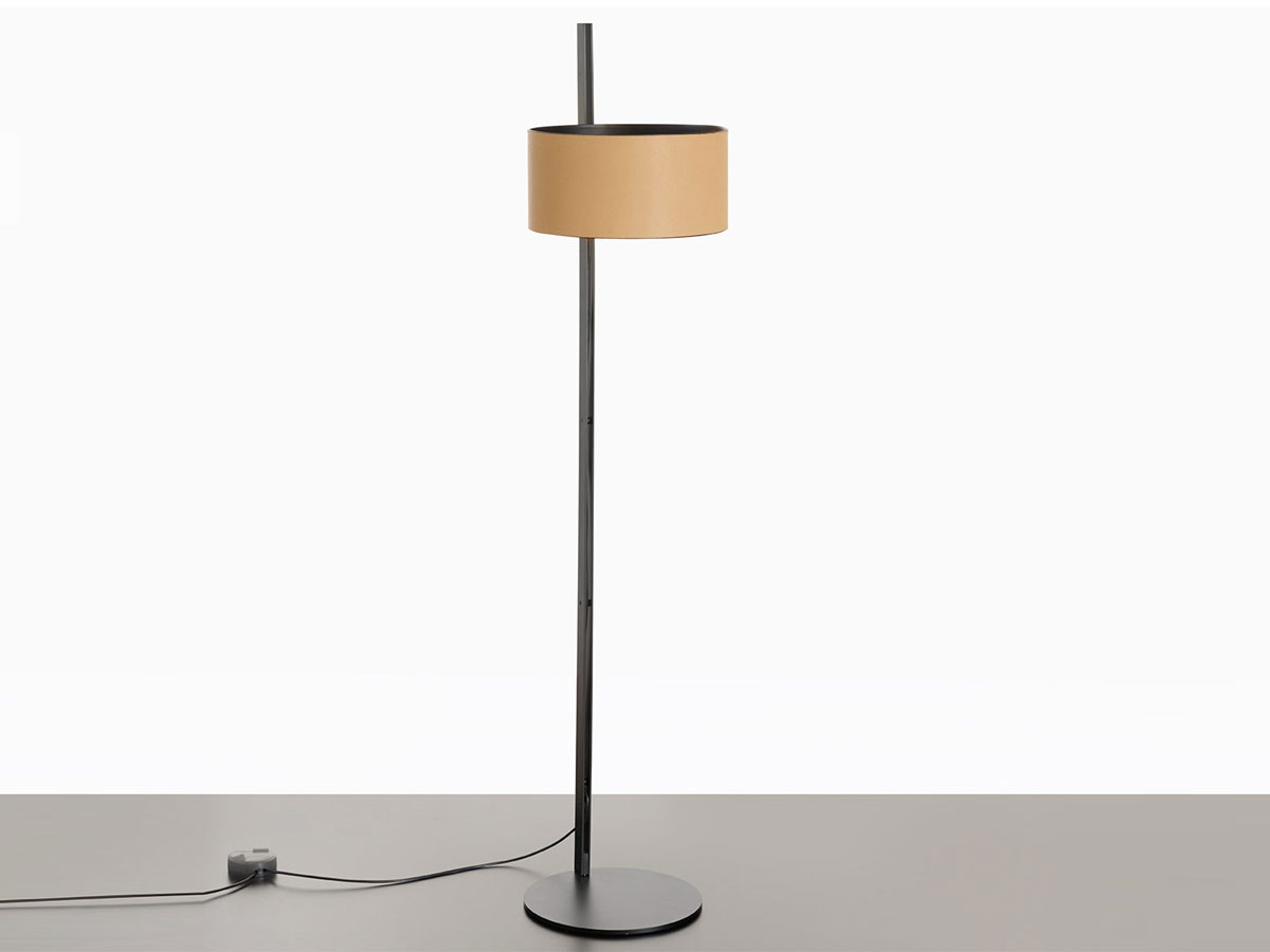 Oluce Parallel 396 Floor Lamp Sand