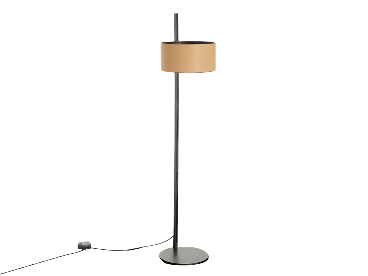 Oluce Parallel 396 Floor Lamp Sand