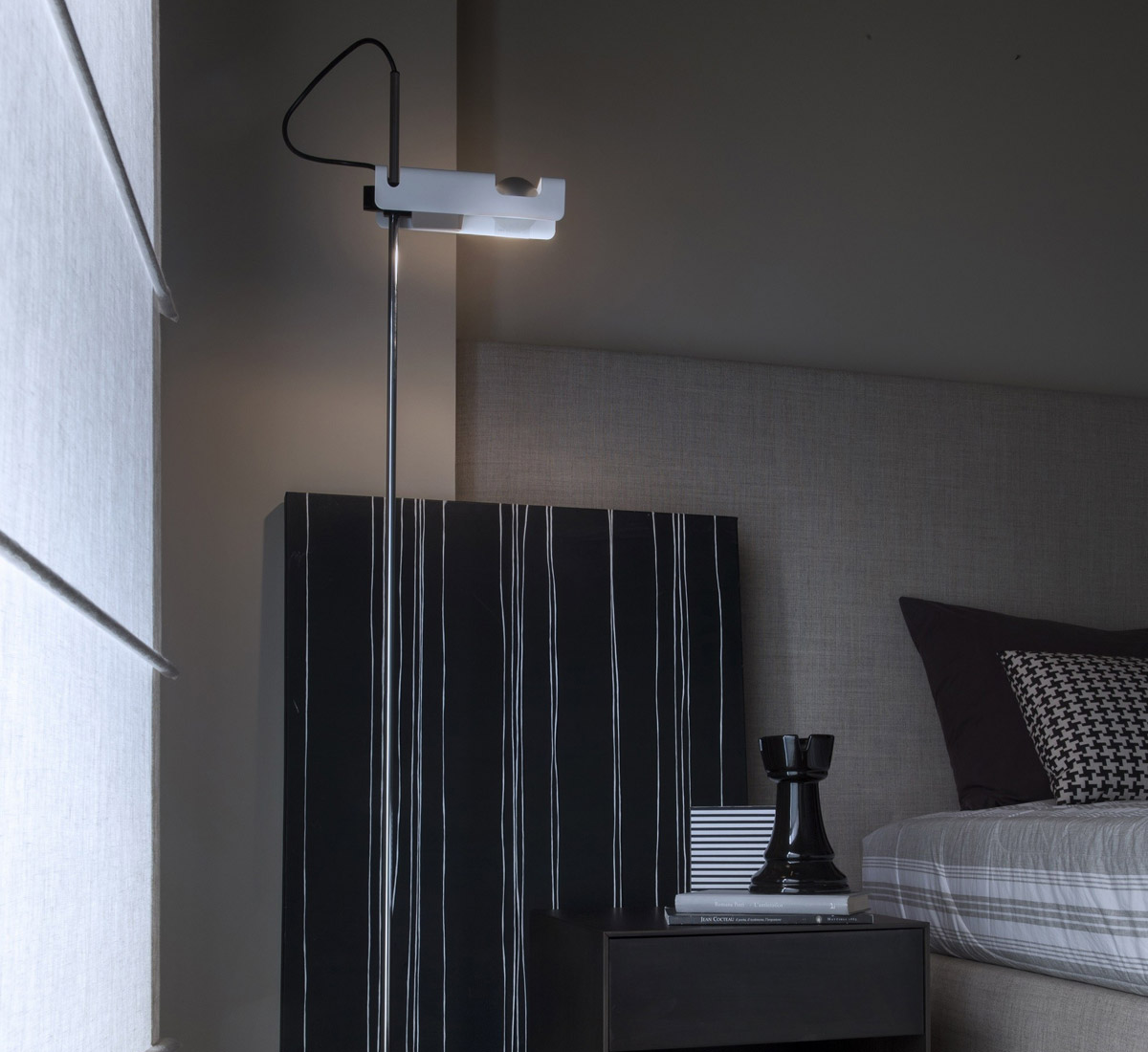Oluce Spider 3319 Floor Lamp