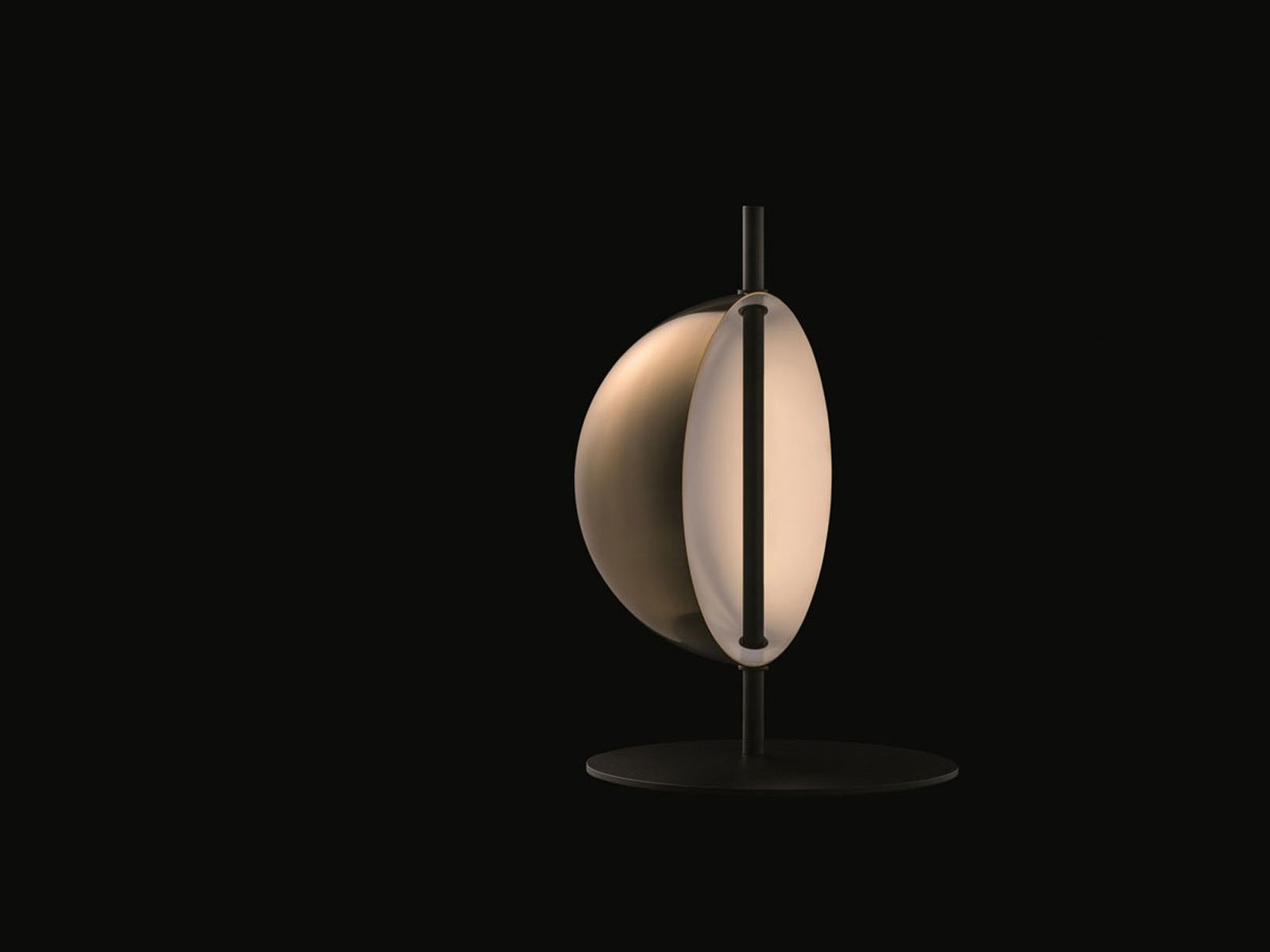 Oluce Superluna Table Lamp
